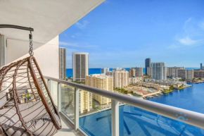 Amaizing Pool Infinity View w Balcony Gym